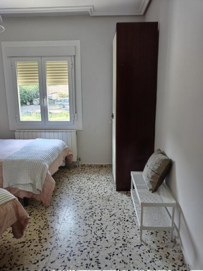 Casa Antonio Y Gabi Ruta De Dinosaurios Igea
